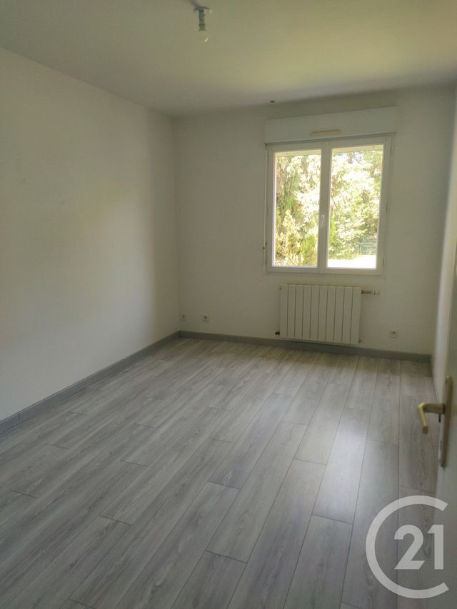 Maison &agrave; louer - 5 pi&egrave;ces - 126,77 m2 - Bonchamp Les Laval - 53 - PAYS-DE-LOIRE