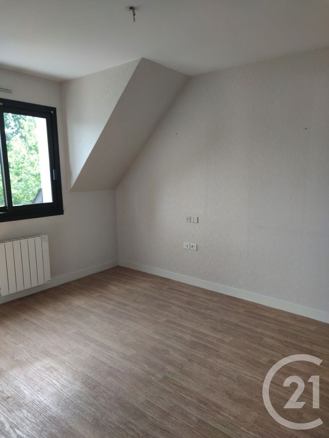 Appartement T2 &agrave; louer - 2 pi&egrave;ces - 45,52 m2 - Laval - 53 - PAYS-DE-LOIRE