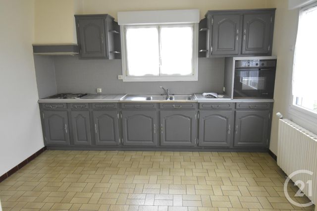 Maison &agrave; louer - 3 pi&egrave;ces - 74,53 m2 - Evron - 53 - PAYS-DE-LOIRE