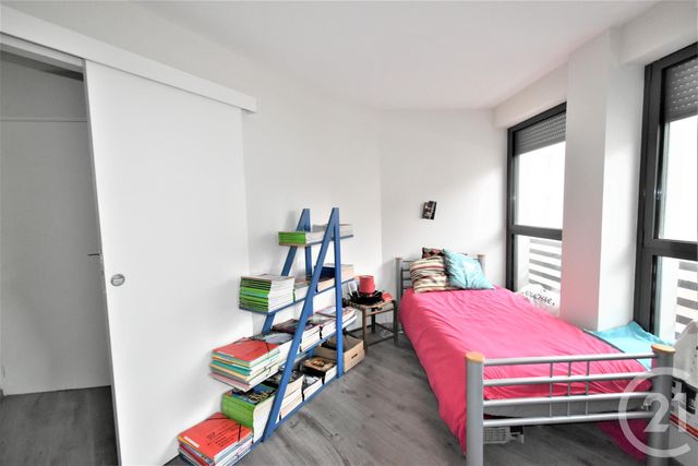Appartement T3 &agrave; louer - 3 pi&egrave;ces - 68 m2 - Laval - 53 - PAYS-DE-LOIRE