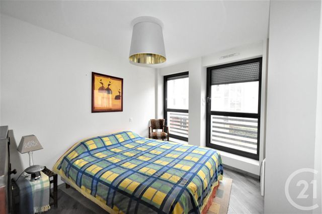 Appartement T3 &agrave; louer - 3 pi&egrave;ces - 68 m2 - Laval - 53 - PAYS-DE-LOIRE