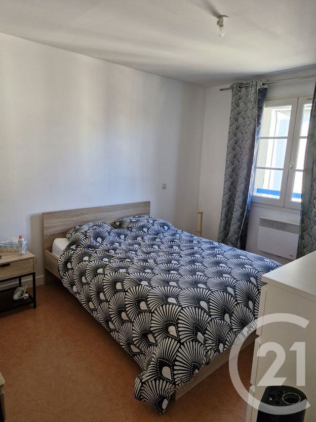 Appartement T2 &agrave; louer - 2 pi&egrave;ces - 40,88 m2 - Laval - 53 - PAYS-DE-LOIRE