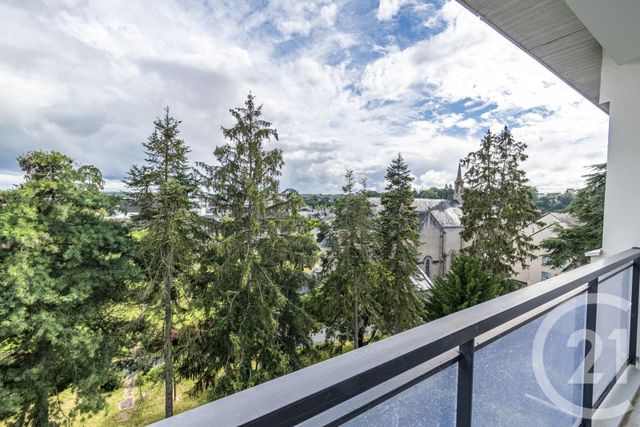 Appartement T4 &agrave; louer - 4 pi&egrave;ces - 92,49 m2 - Laval - 53 - PAYS-DE-LOIRE