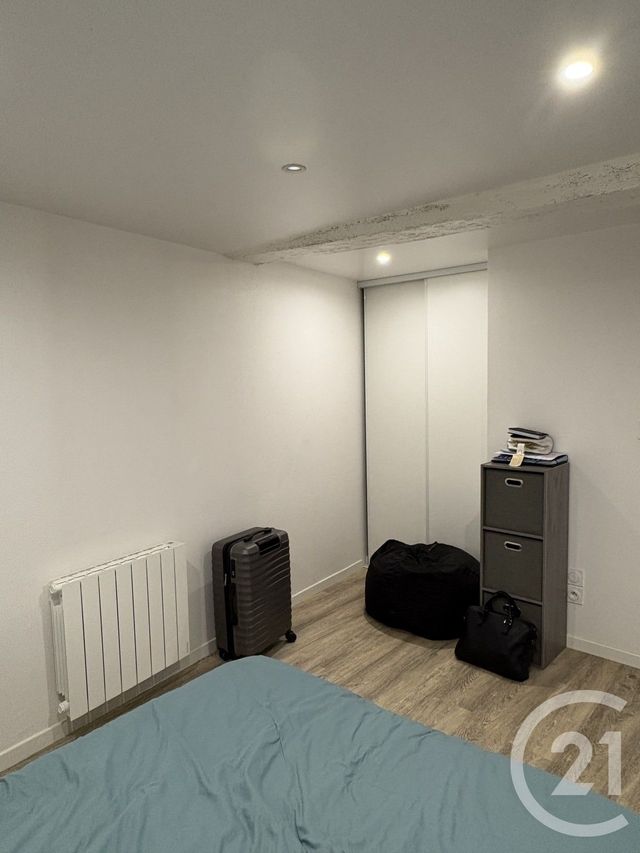 Appartement T2 &agrave; louer - 2 pi&egrave;ces - 37,96 m2 - Laval - 53 - PAYS-DE-LOIRE