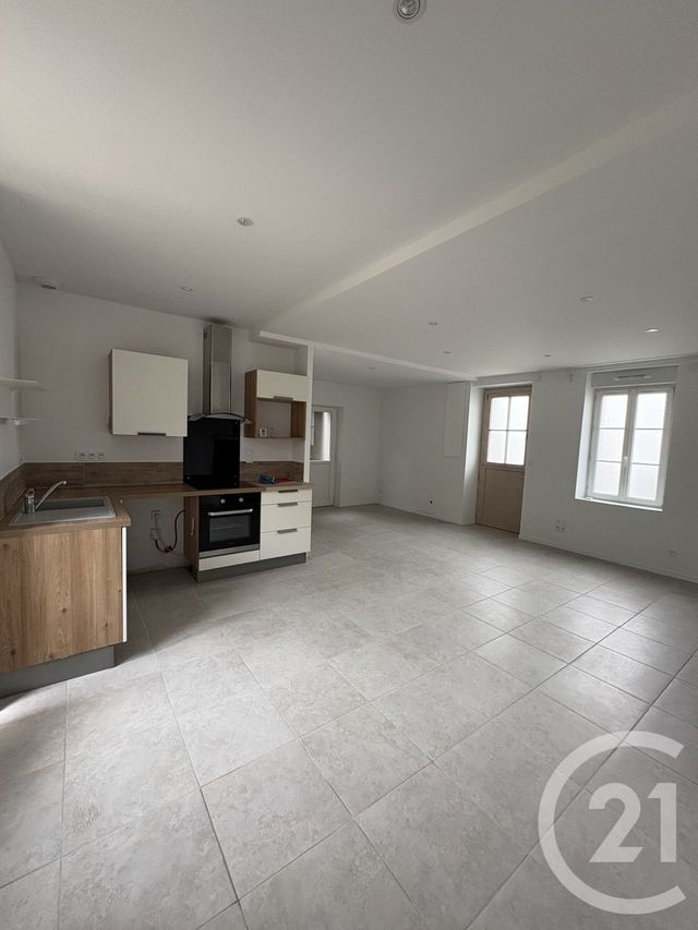 maison - MONTJEAN - 53