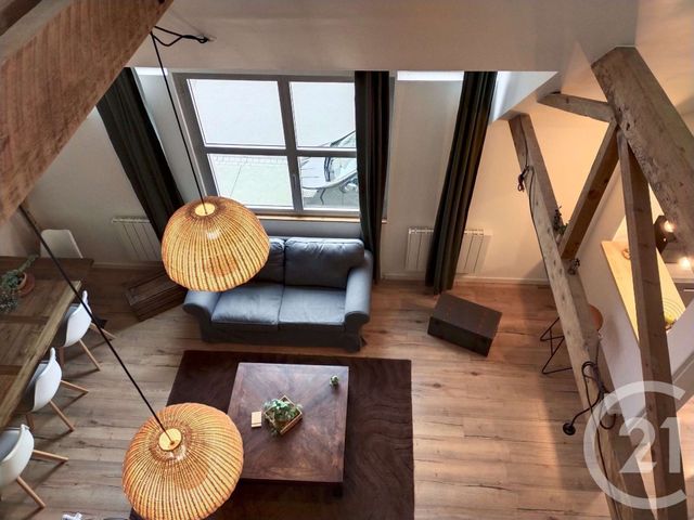 Appartement T3 &agrave; louer - 3 pi&egrave;ces - 62,14 m2 - Cosse Le Vivien - 53 - PAYS-DE-LOIRE