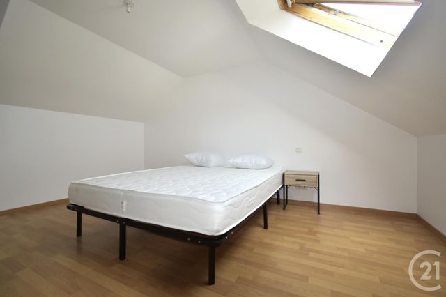 Maison &agrave; louer - 2 pi&egrave;ces - 44 m2 - Quelaines St Gault - 53 - PAYS-DE-LOIRE