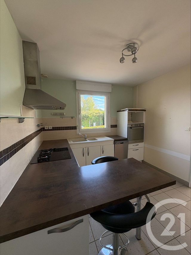 Maison &agrave; louer - 3 pi&egrave;ces - 67,95 m2 - Quelaines St Gault - 53 - PAYS-DE-LOIRE
