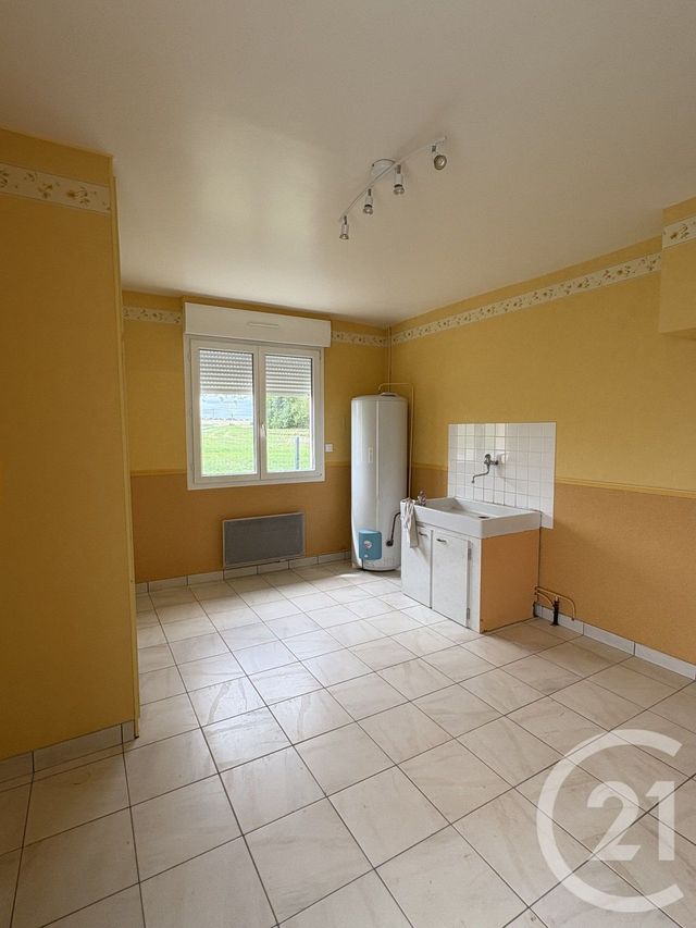 Maison &agrave; louer - 4 pi&egrave;ces - 102 m2 - Loiron Ruille - 53 - PAYS-DE-LOIRE