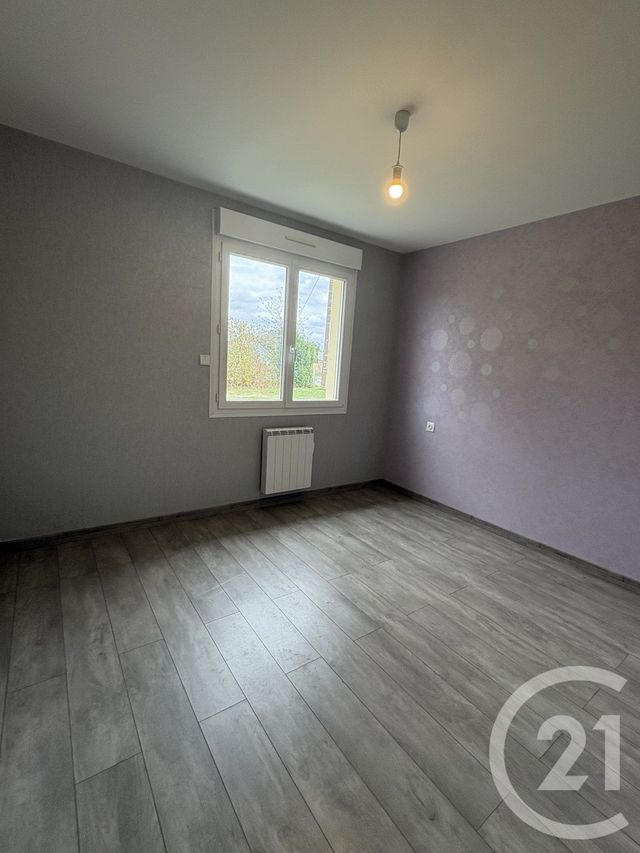 Maison &agrave; louer - 4 pi&egrave;ces - 102 m2 - Loiron Ruille - 53 - PAYS-DE-LOIRE