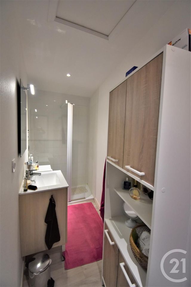 Maison &agrave; louer - 5 pi&egrave;ces - 102,69 m2 - Change - 53 - PAYS-DE-LOIRE