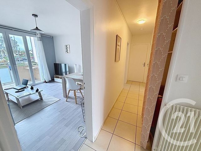 Appartement F3 &agrave; vendre - 4 pi&egrave;ces - 57,12 m2 - St Berthevin - 53 - PAYS-DE-LOIRE