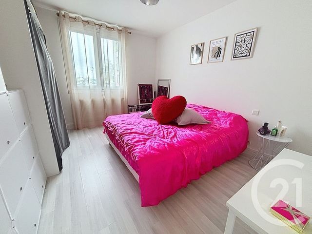 Appartement F3 &agrave; vendre - 4 pi&egrave;ces - 57,12 m2 - St Berthevin - 53 - PAYS-DE-LOIRE
