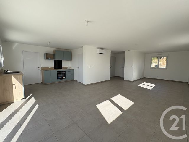 Maison &agrave; louer - 4 pi&egrave;ces - 104,68 m2 - Louverne - 53 - PAYS-DE-LOIRE
