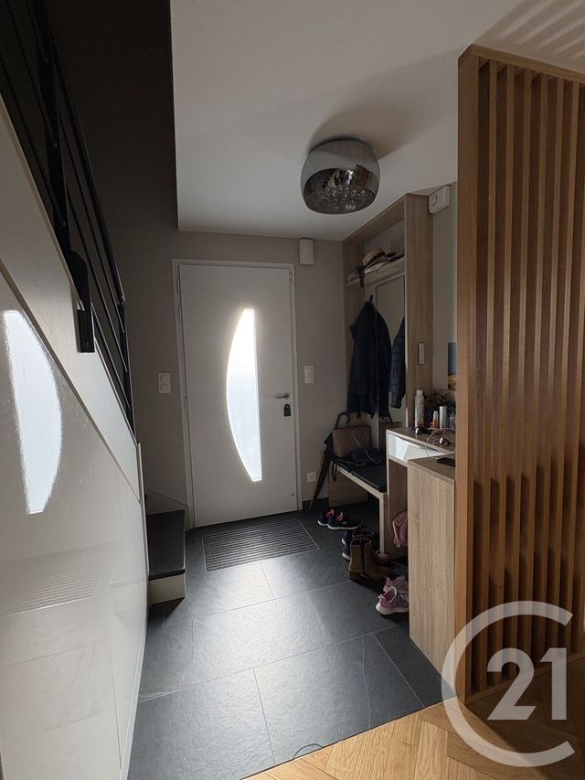Maison &agrave; louer - 5 pi&egrave;ces - 102,87 m2 - Laval - 53 - PAYS-DE-LOIRE