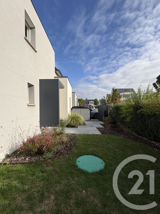Maison &agrave; louer - 5 pi&egrave;ces - 102,87 m2 - Laval - 53 - PAYS-DE-LOIRE