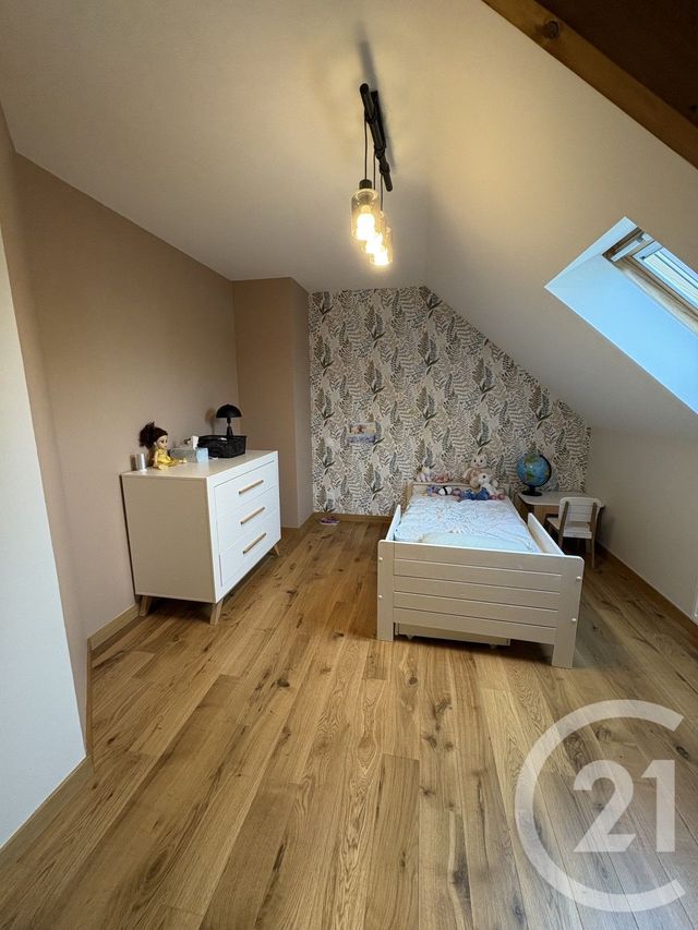 Maison &agrave; louer - 5 pi&egrave;ces - 102,87 m2 - Laval - 53 - PAYS-DE-LOIRE