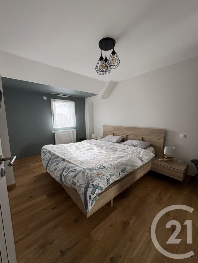 Maison &agrave; louer - 5 pi&egrave;ces - 102,87 m2 - Laval - 53 - PAYS-DE-LOIRE