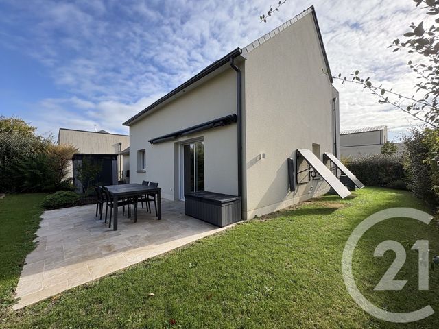 Maison &agrave; louer - 5 pi&egrave;ces - 102,87 m2 - Laval - 53 - PAYS-DE-LOIRE