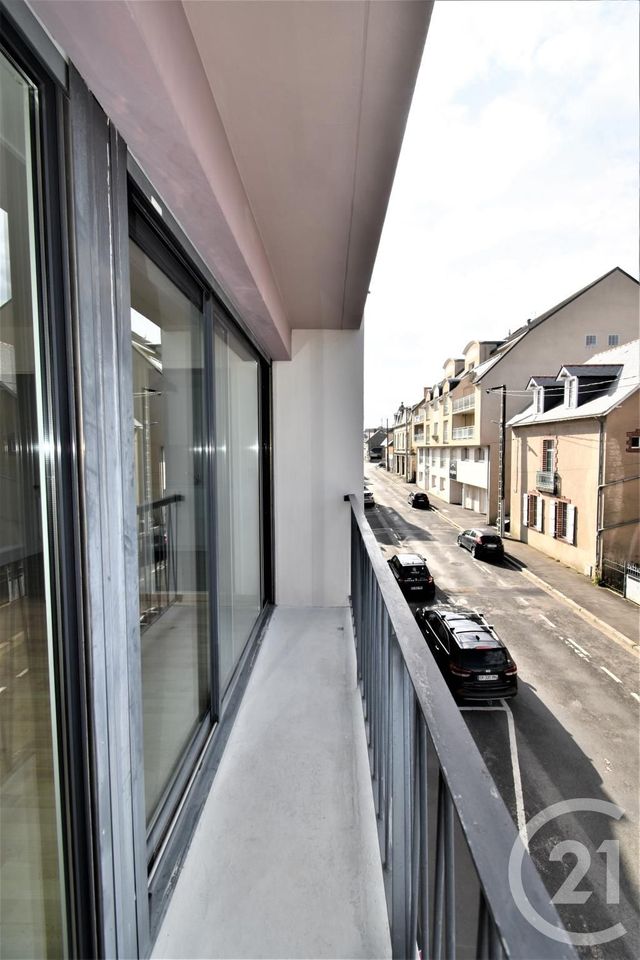 Appartement F3 &agrave; louer - 3 pi&egrave;ces - 64,99 m2 - Laval - 53 - PAYS-DE-LOIRE