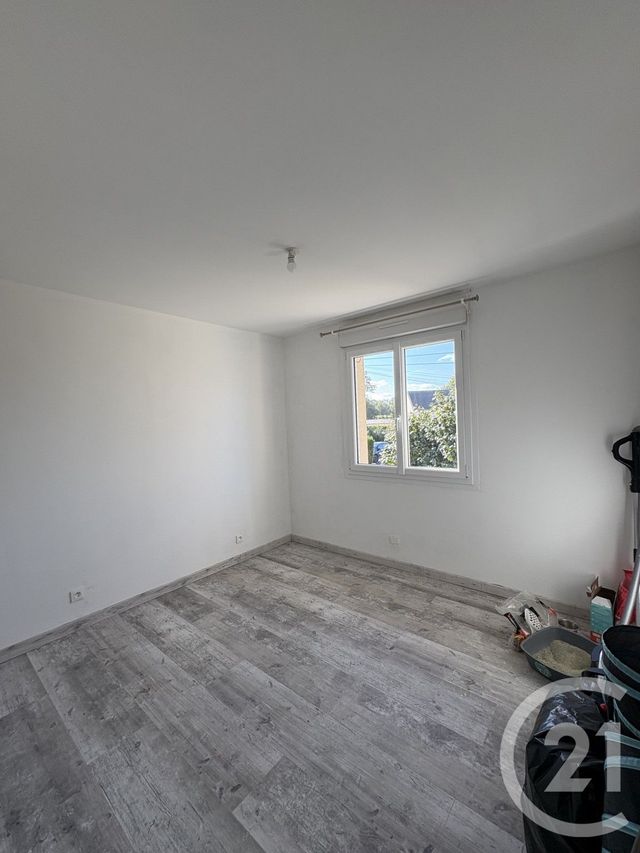 Maison &agrave; louer - 4 pi&egrave;ces - 79,74 m2 - Arquenay - 53 - PAYS-DE-LOIRE