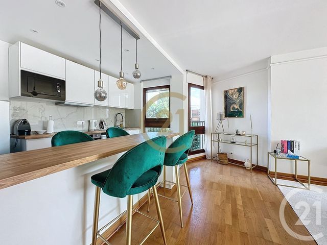 Appartement F4 à vendre - 4 pièces - 83,92 m2 - Le Chesnay - 78 - ILE-DE-FRANCE