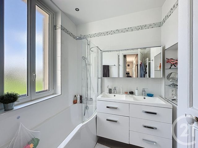 Appartement F5 à vendre - 5 pièces - 124,77 m2 - Versailles - 78 - ILE-DE-FRANCE