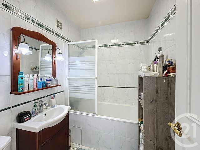 Appartement F3 &agrave; vendre - 3 pi&egrave;ces - 67 m2 - Versailles - 78 - ILE-DE-FRANCE