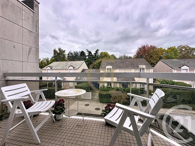 Appartement à vendre - 2 pièces - 44,83 m2 - Le Chesnay - 78 - ILE-DE-FRANCE