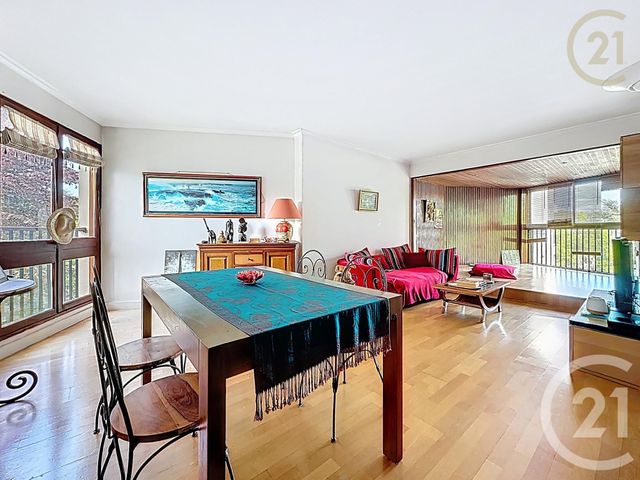 Appartement T4 &agrave; vendre - 5 pi&egrave;ces - 111,17 m2 - Le Chesnay - 78 - ILE-DE-FRANCE