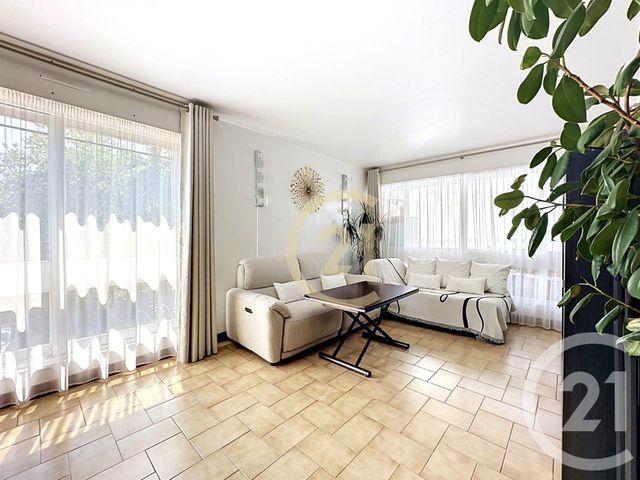 Appartement F4 &agrave; vendre - 4 pi&egrave;ces - 87,79 m2 - Le Chesnay - 78 - ILE-DE-FRANCE