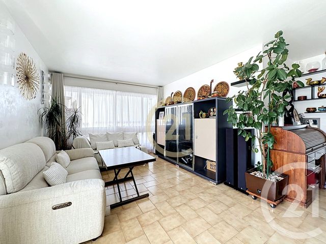 Appartement F4 &agrave; vendre - 4 pi&egrave;ces - 87,79 m2 - Le Chesnay - 78 - ILE-DE-FRANCE