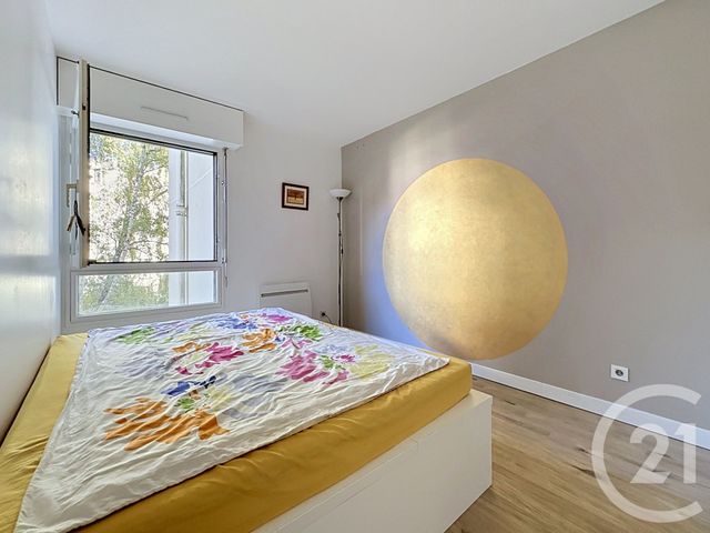 Appartement F5 &agrave; vendre - 5 pi&egrave;ces - 111,01 m2 - Le Chesnay - 78 - ILE-DE-FRANCE