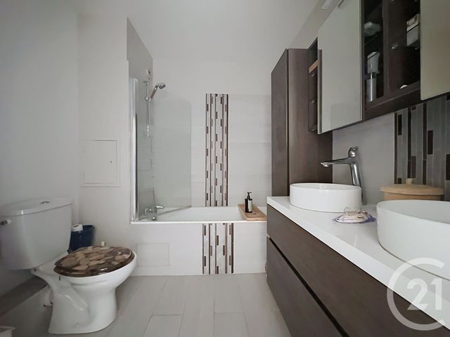 Appartement F5 &agrave; vendre - 5 pi&egrave;ces - 111,01 m2 - Le Chesnay - 78 - ILE-DE-FRANCE