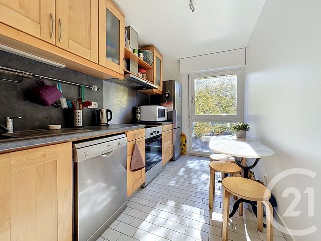 Appartement F5 &agrave; vendre - 5 pi&egrave;ces - 111,01 m2 - Le Chesnay - 78 - ILE-DE-FRANCE