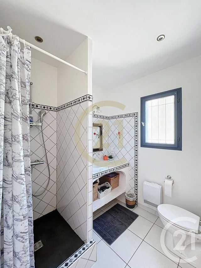 Maison à vendre - 8 pièces - 211,81 m2 - Uzes - 30 - LANGUEDOC-ROUSSILLON