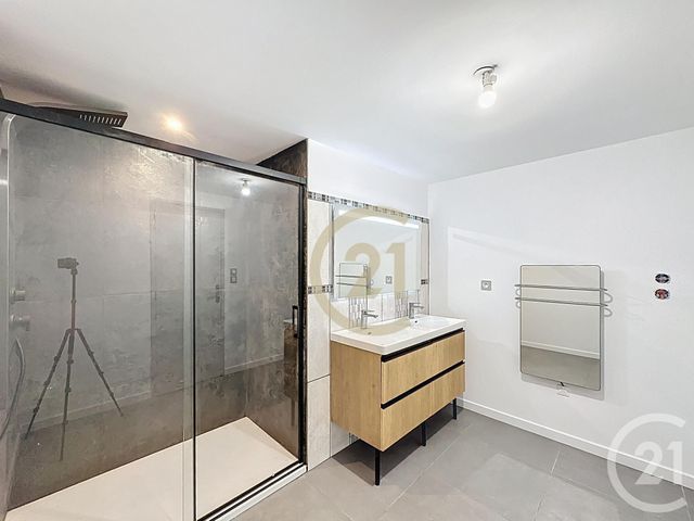 Maison à vendre - 7 pièces - 216,38 m2 - Aramon - 30 - LANGUEDOC-ROUSSILLON