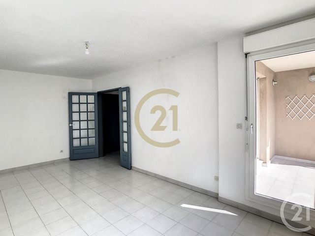 Appartement F2 &agrave; louer - 2 pi&egrave;ces - 48,63 m2 - Les Angles - 30 - LANGUEDOC-ROUSSILLON