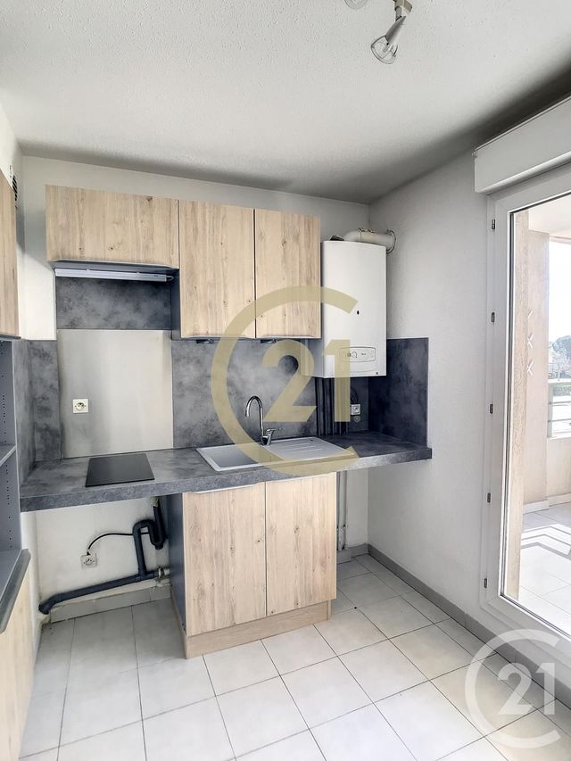 Appartement F2 &agrave; louer - 2 pi&egrave;ces - 48,63 m2 - Les Angles - 30 - LANGUEDOC-ROUSSILLON