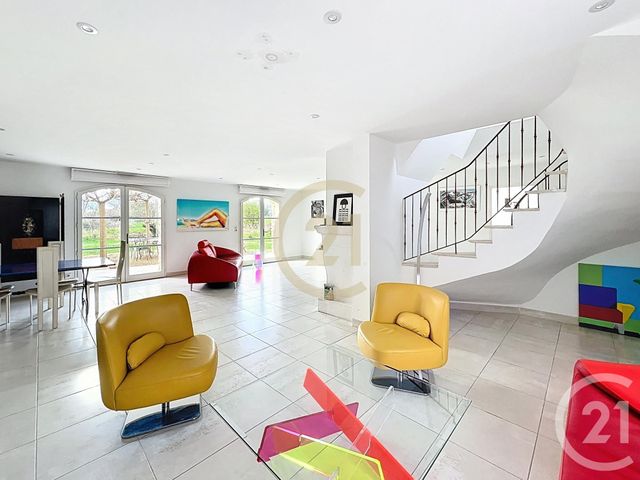 Maison à vendre - 5 pièces - 183 m2 - Uzes - 30 - LANGUEDOC-ROUSSILLON