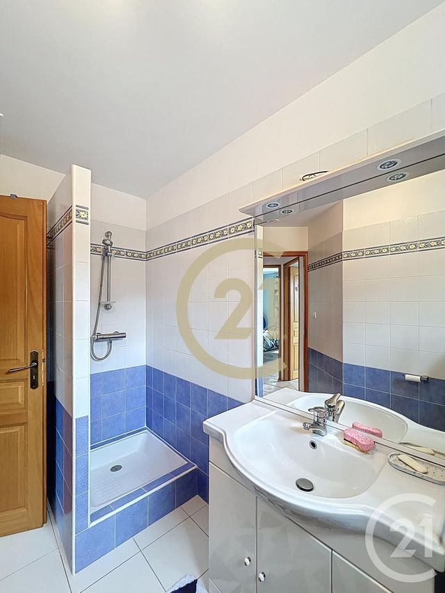 Maison à vendre - 5 pièces - 146 m2 - Uzes - 30 - LANGUEDOC-ROUSSILLON