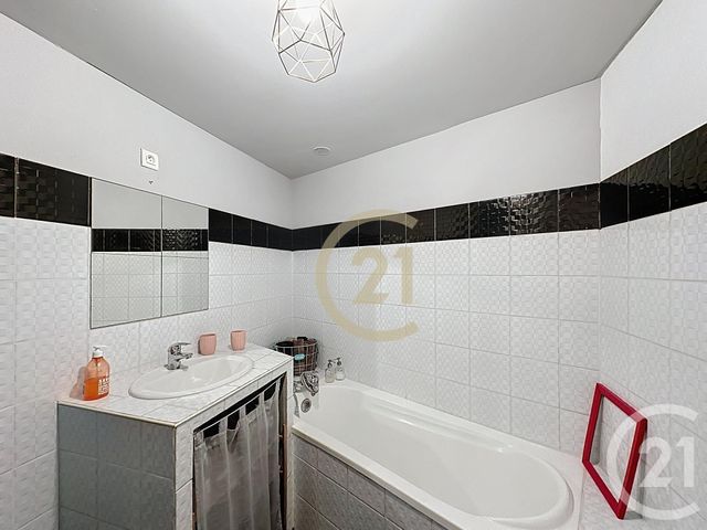 Maison &agrave; vendre - 4 pi&egrave;ces - 81,85 m2 - Remoulins - 30 - LANGUEDOC-ROUSSILLON