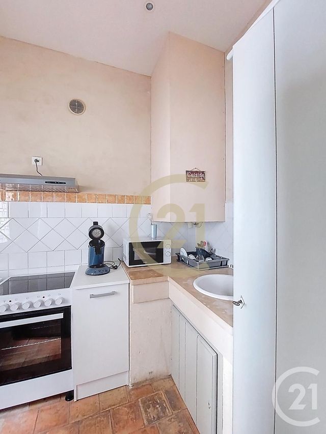 Appartement à louer - 2 pièces - 43,74 m2 - Uzes - 30 - LANGUEDOC-ROUSSILLON