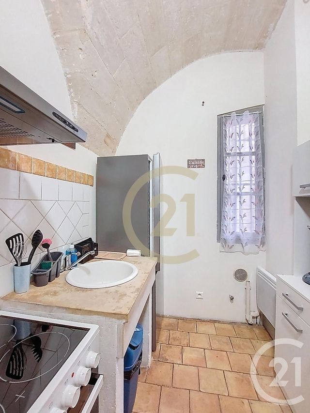 Appartement Studio à louer - 1 pièce - 26,27 m2 - Uzes - 30 - LANGUEDOC-ROUSSILLON