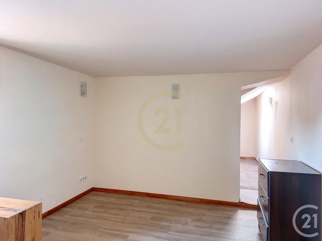 Appartement F2 &agrave; louer - 2 pi&egrave;ces - 41,78 m2 - Boulbon - 13 - PROVENCE-ALPES-COTE-D-AZUR