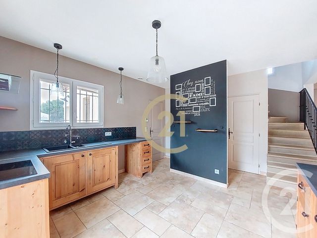 Maison &agrave; louer - 5 pi&egrave;ces - 124,39 m2 - Meynes - 30 - LANGUEDOC-ROUSSILLON