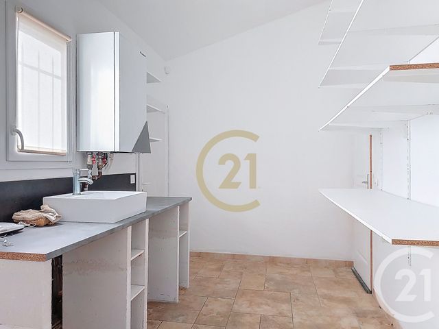 Maison &agrave; louer - 5 pi&egrave;ces - 124,39 m2 - Meynes - 30 - LANGUEDOC-ROUSSILLON