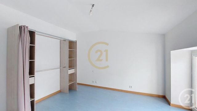 Appartement F4 à louer - 4 pièces - 95,74 m2 - Remoulins - 30 - LANGUEDOC-ROUSSILLON