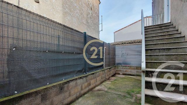 Appartement F4 à louer - 4 pièces - 95,74 m2 - Remoulins - 30 - LANGUEDOC-ROUSSILLON