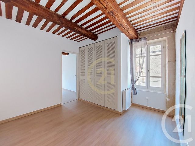 Appartement F3 &agrave; louer - 3 pi&egrave;ces - 63,39 m2 - Remoulins - 30 - LANGUEDOC-ROUSSILLON